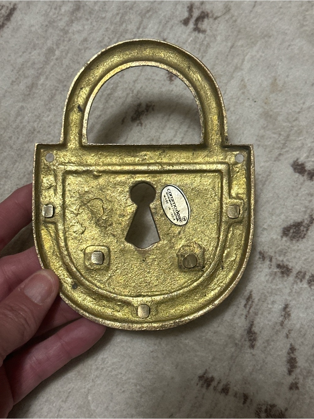Brass Padlock Wall Key Rack - Gold Finish - Picture 2 of 4